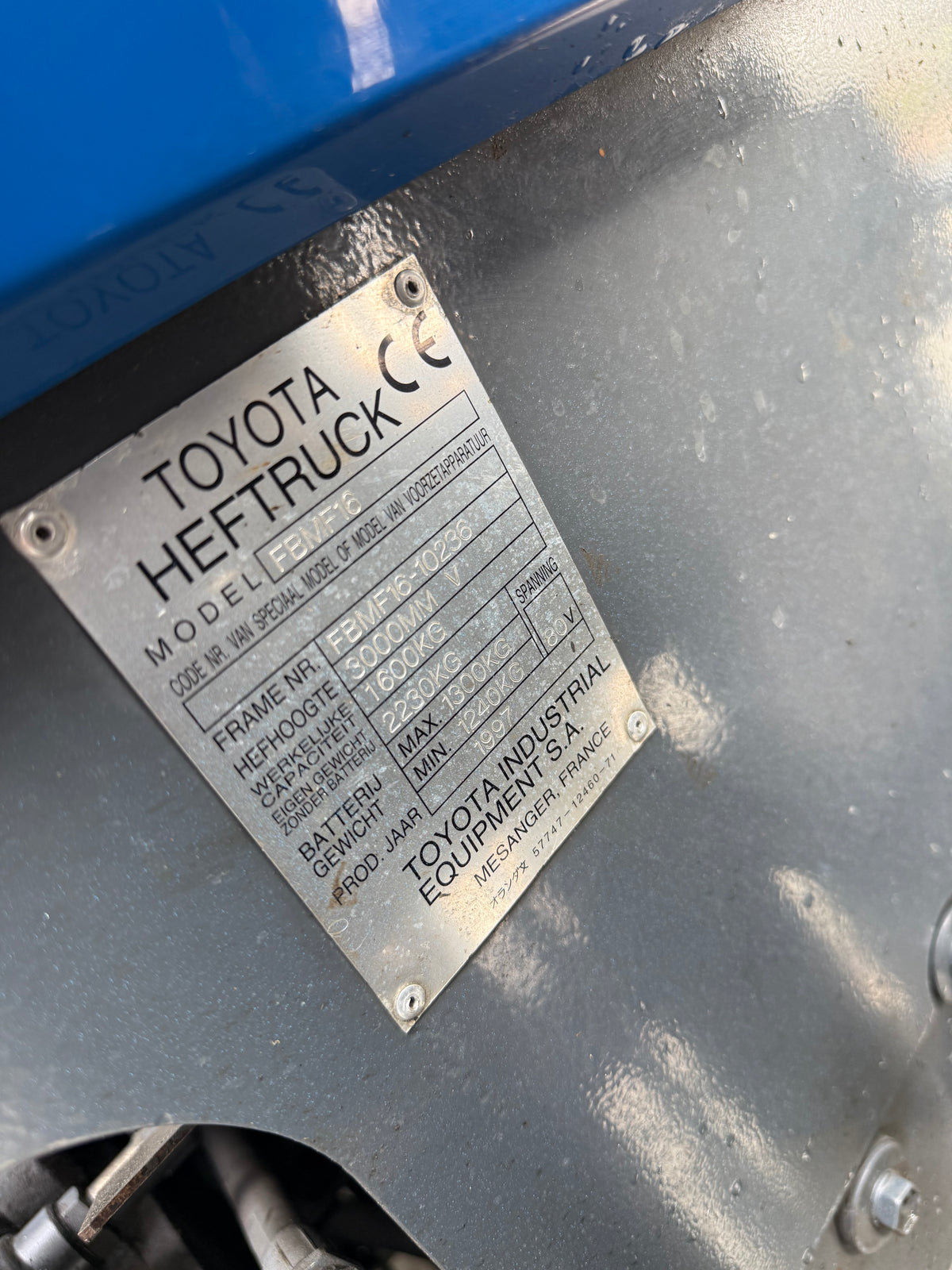 B00030 - TOYOTA FBMF16 1600KG TRIPLEX 4,70M + SIDE SHIFT GOEDE TRUCK