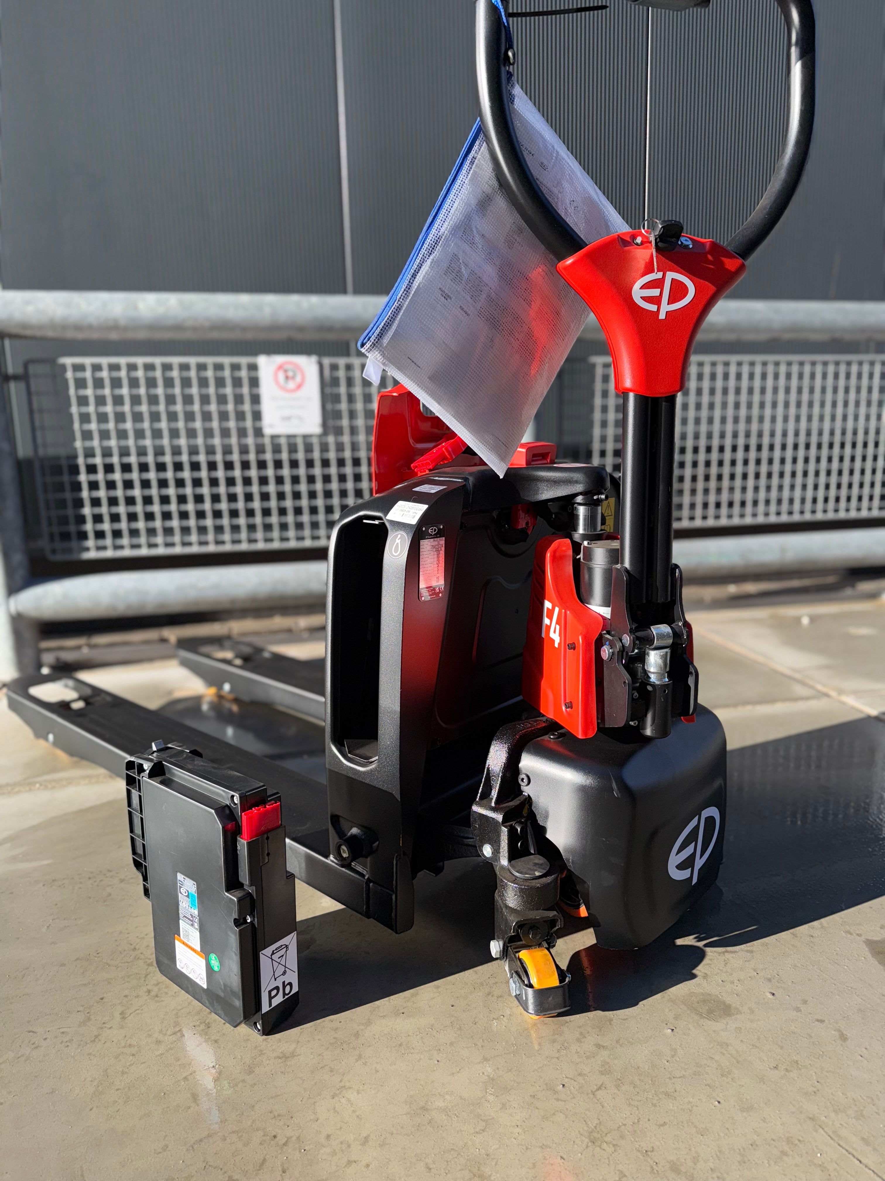 EP F4 elektrische palletwagen 1500Kg met Lithium-ion batterij - NIEUW
