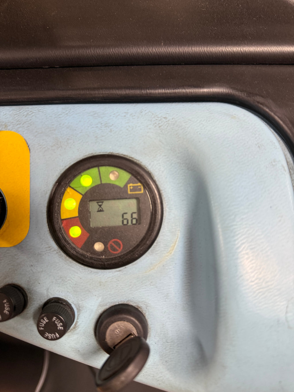 S00011 - HYSTER S1.2 1200KG TRIPLEX 4.0M 66UUR BJ 2006 ZO GOED ALS NIEUW