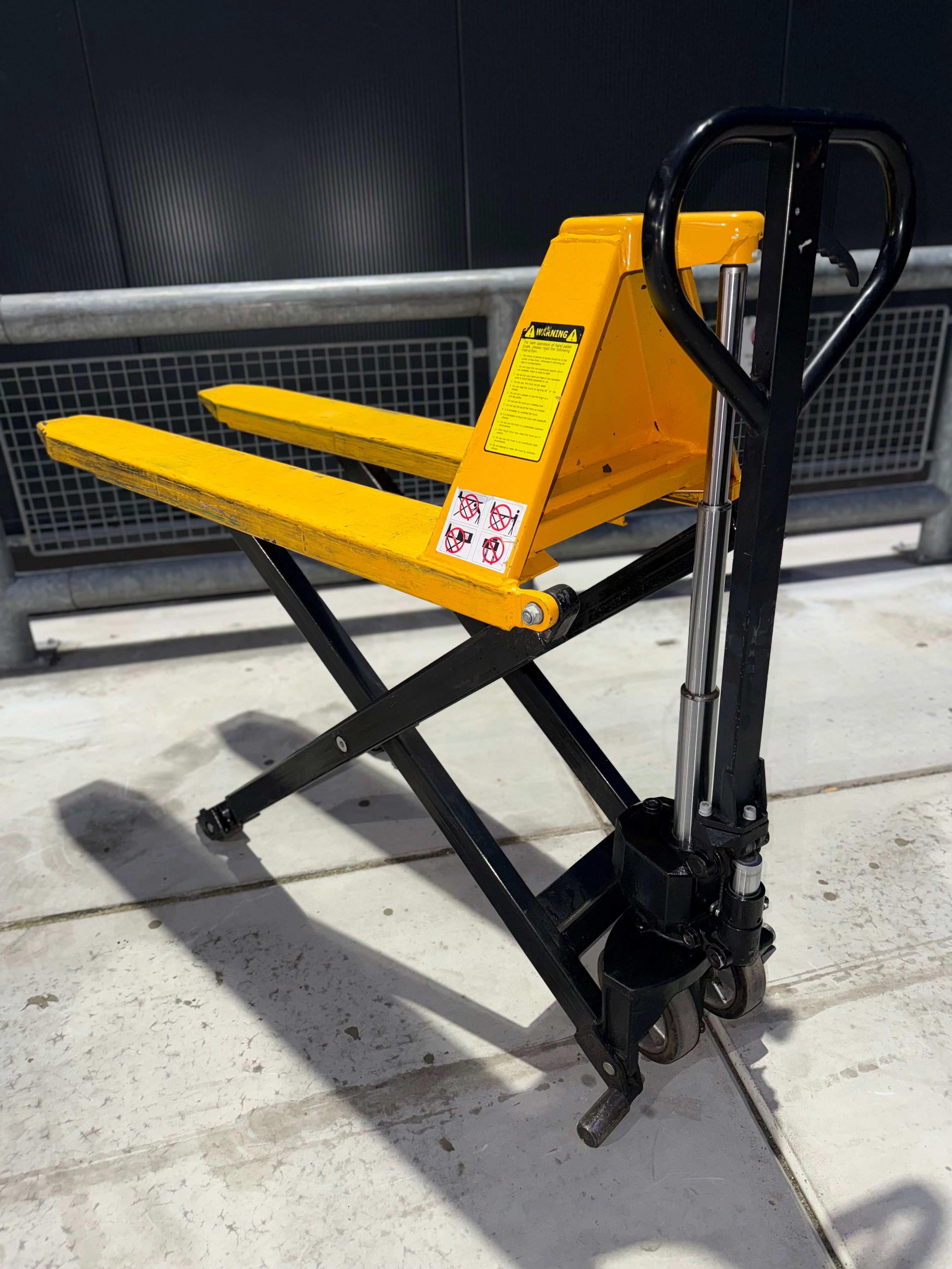 HAND-SCHAAR PALLETWAGEN 80CM 1000KG