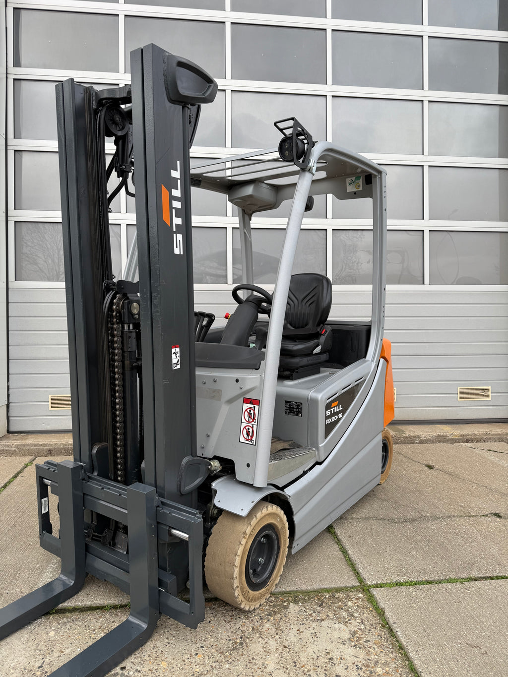 B00014 - STILL RX20-16PL 1600KG BJ.2018 3100UUR TRIPLEX 4,90M HEFTRUCK