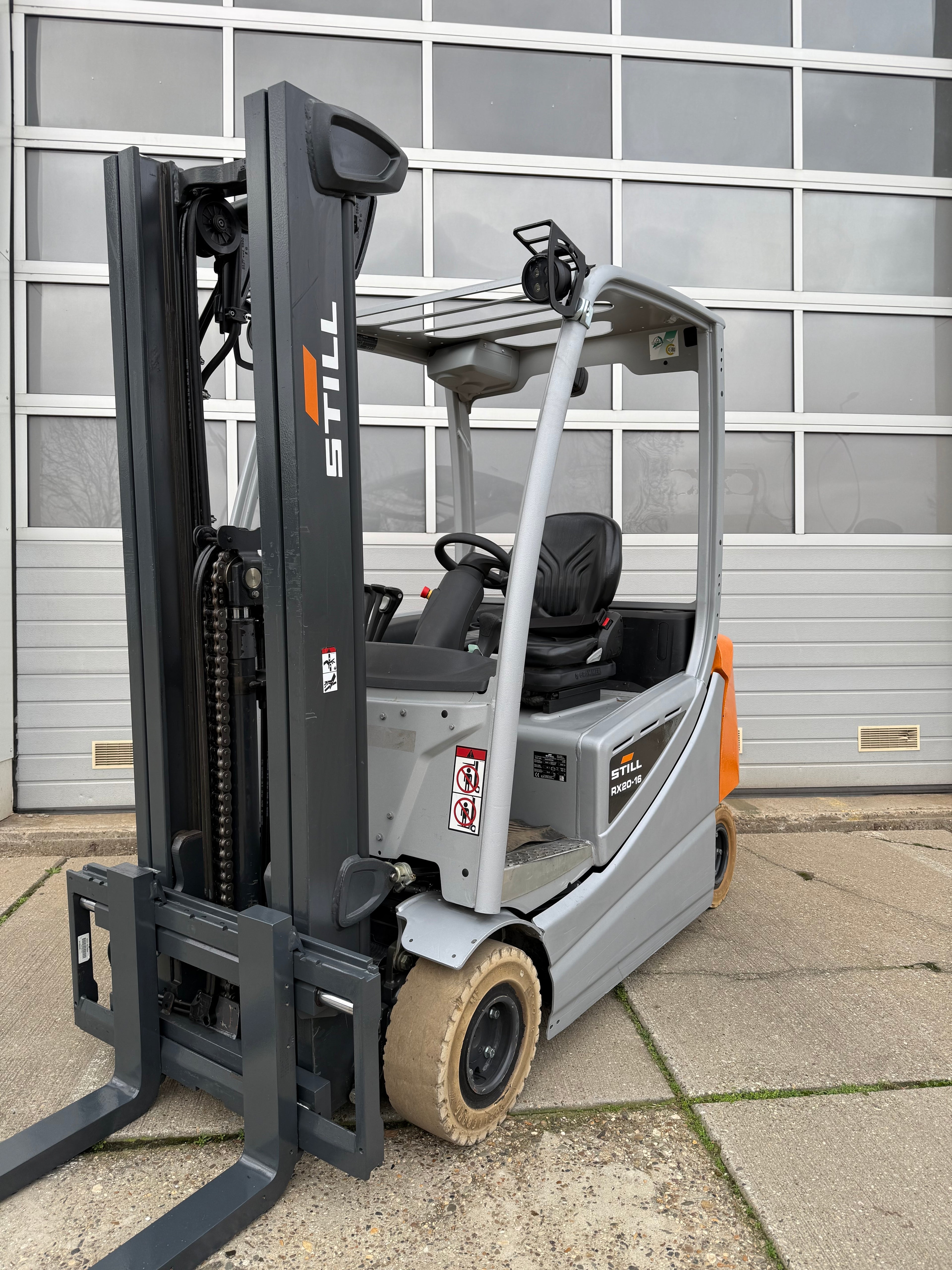 B00014 - STILL RX20-16PL 1600KG BJ.2018 3100UUR TRIPLEX 4,90M HEFTRUCK