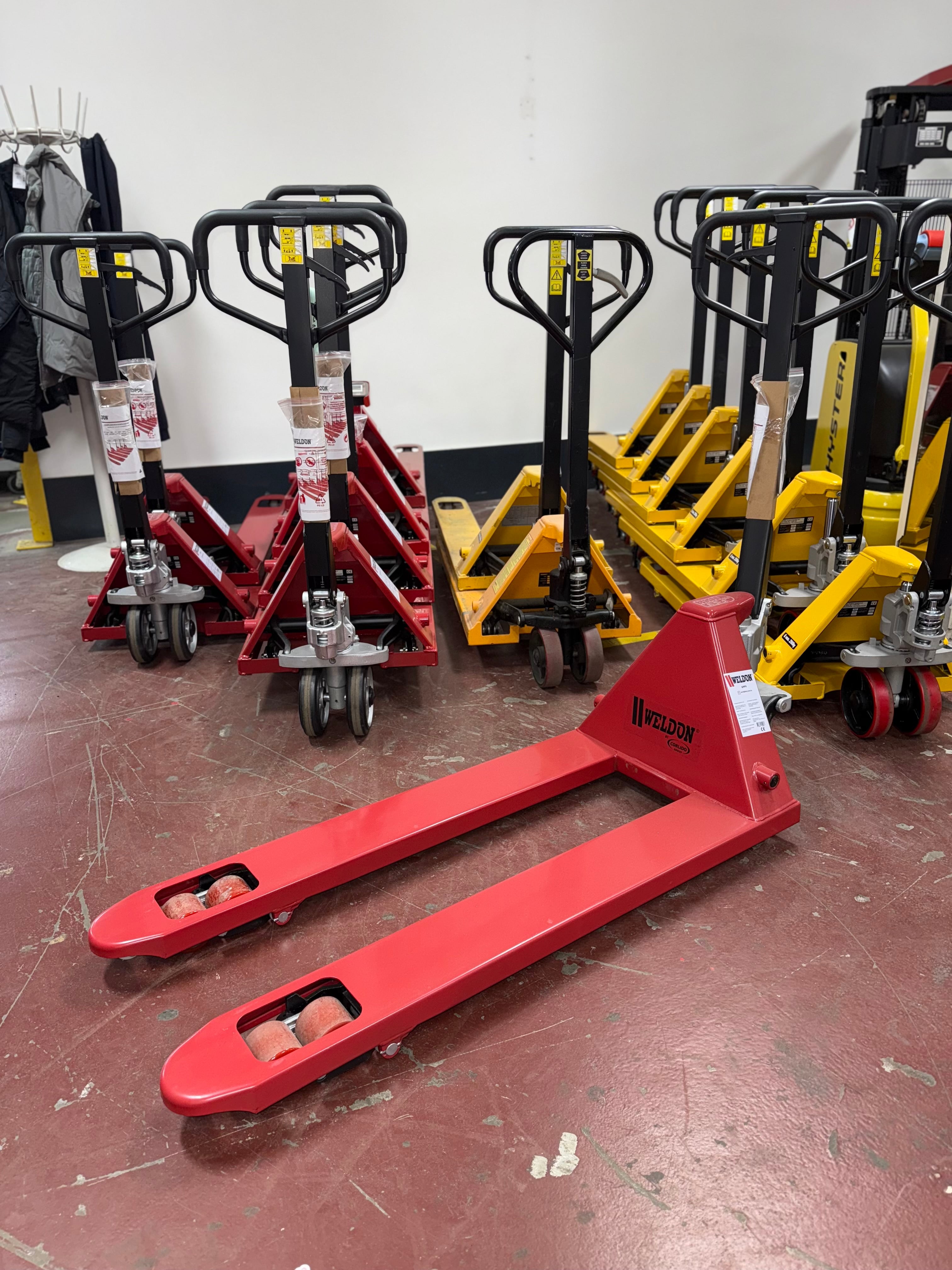 WELDON PALLETWAGEN 2500KG 540x1150MM UIT VOORRAAD