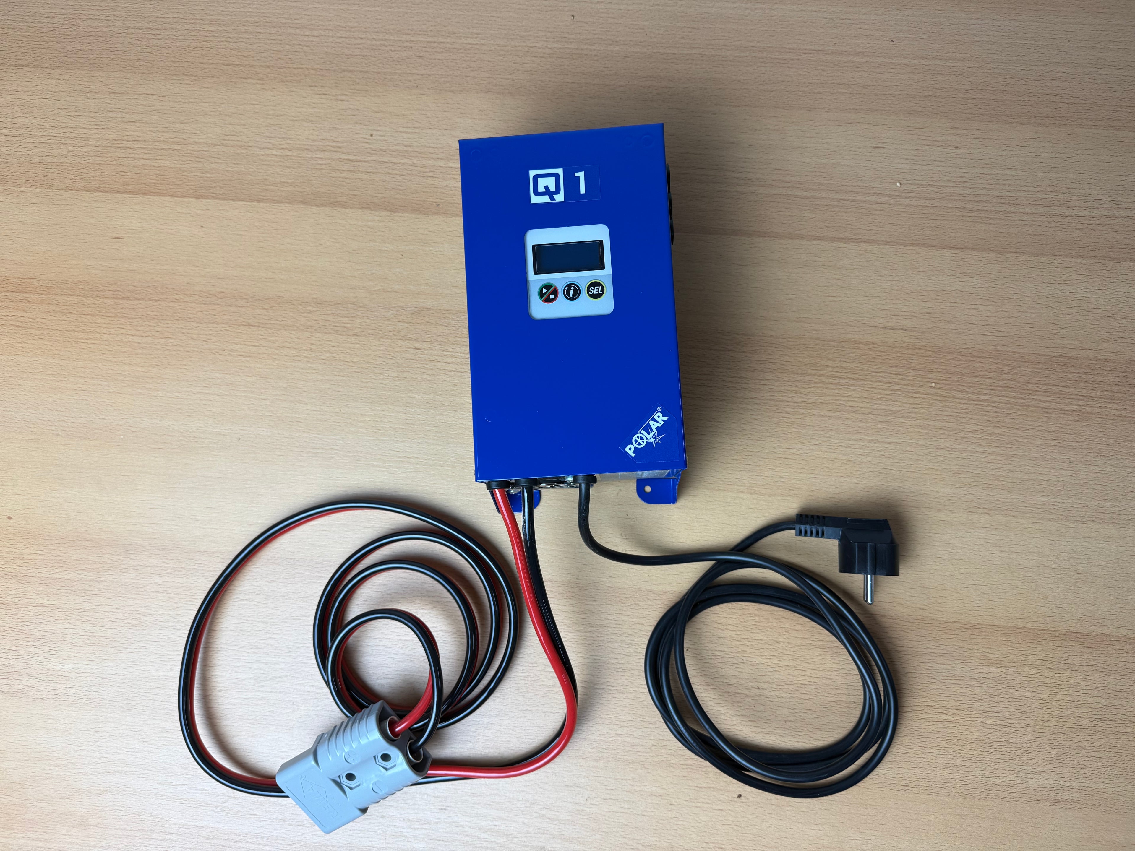 POLAR Q1 Serie 12-24V15A
Nieuw uit voorraad