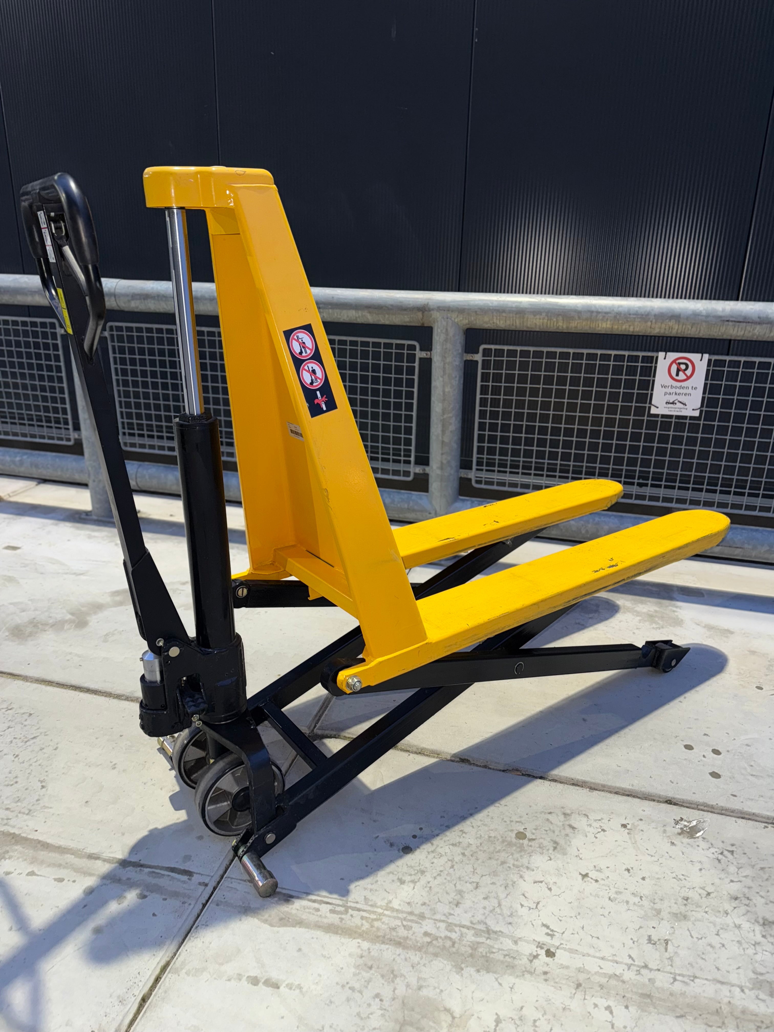 TOTAL LIFTER HAND-SCHAAR PALLETWAGEN 80CM 1000KG