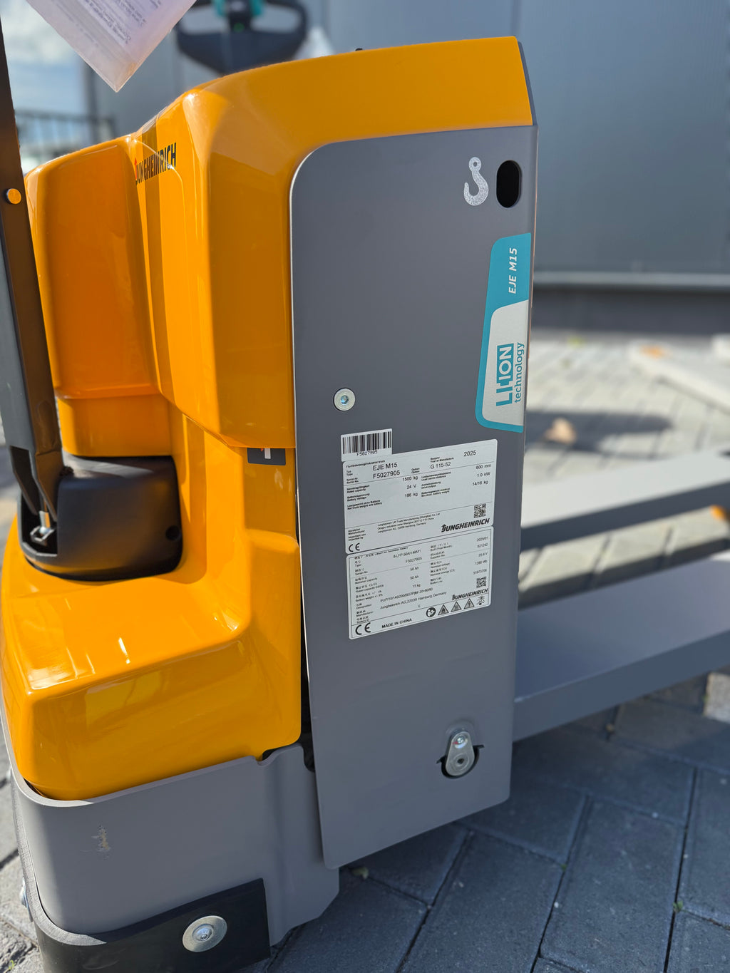 E00001 - JUNGHEINRICH EJE M15 1500KG 24V 50A LI-ION NIEUW VOORRAAD 6STUKS