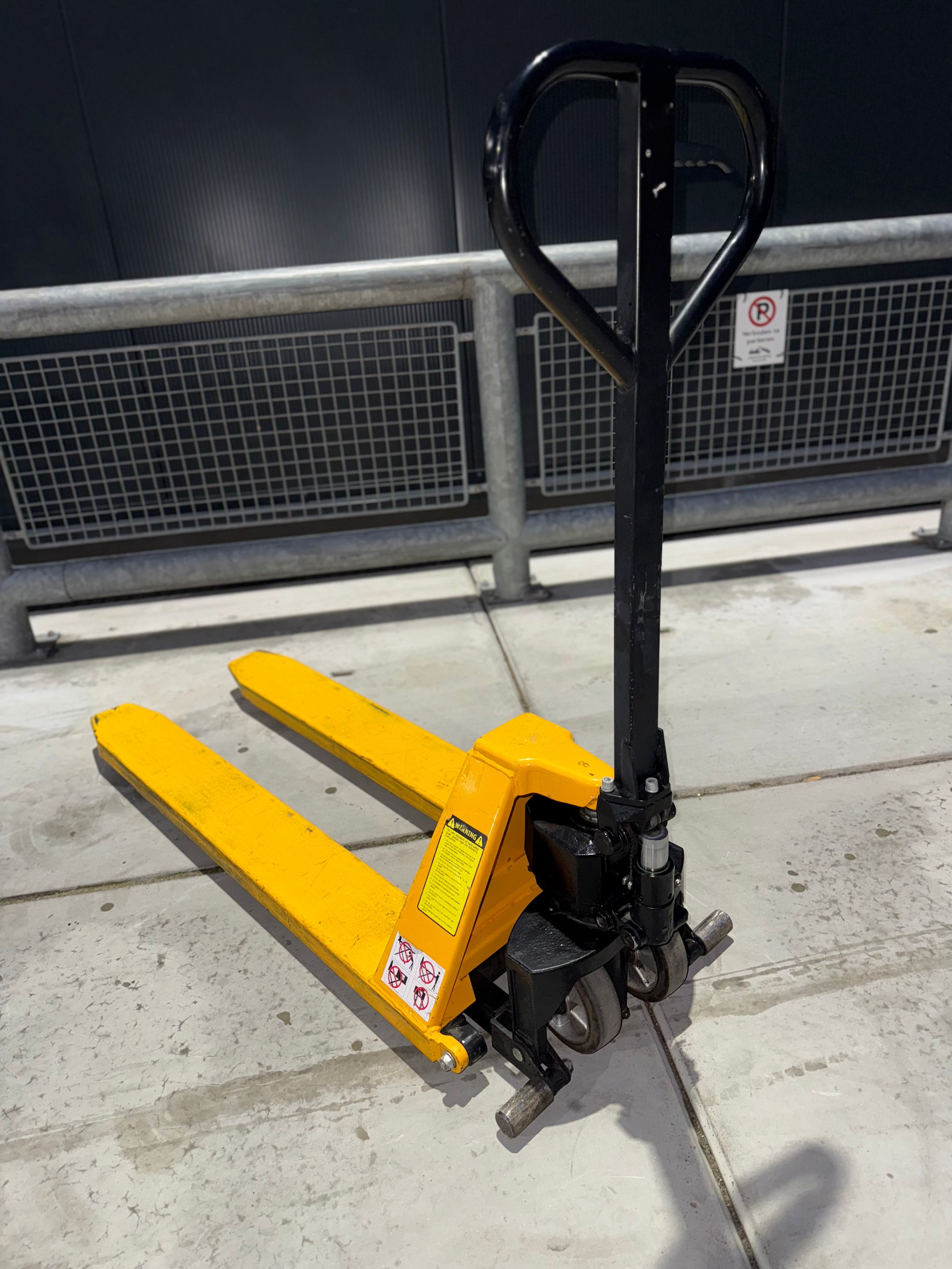 HAND-SCHAAR PALLETWAGEN 80CM 1000KG