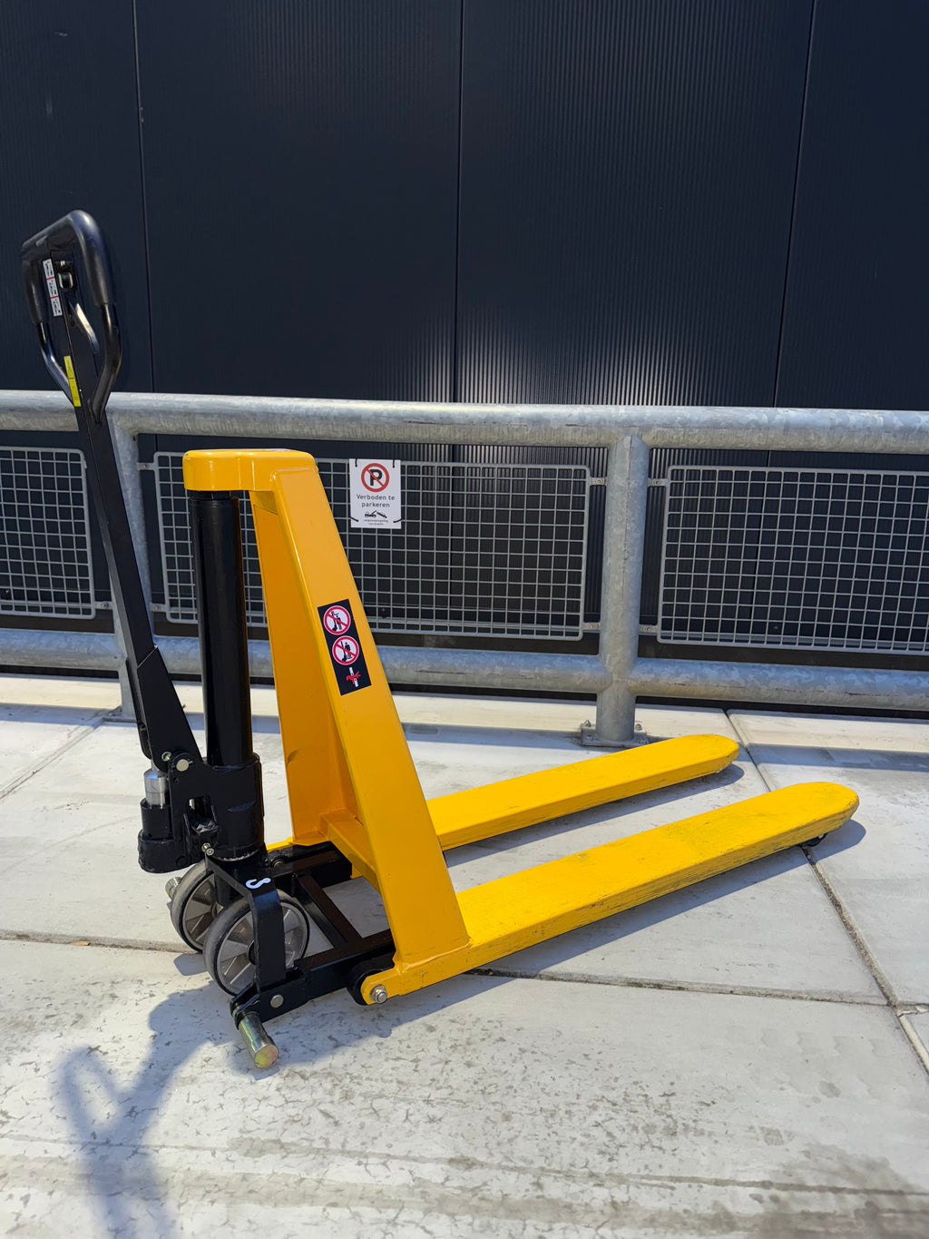 TOTAL LIFTER HAND-SCHAAR PALLETWAGEN 80CM 1000KG