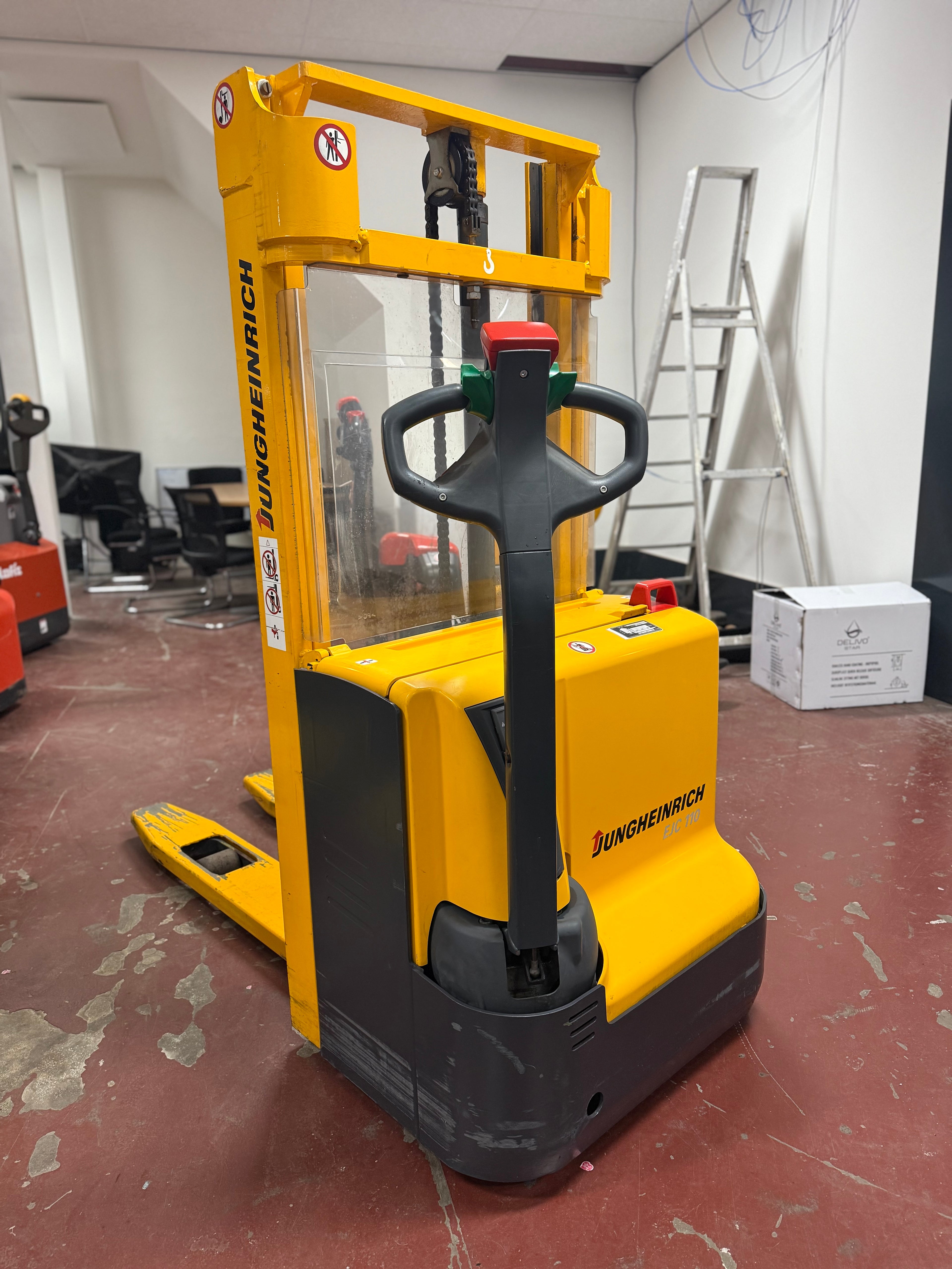 S00013 - JUNGHEINRICH EJC110 1000KG DUPLO 2,90M GOEDE BATTERIJ