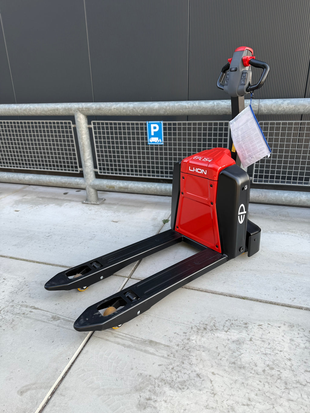 EP EPL154 Elektrische palletwagen 1500kg Compact met zwenkwielen - Nieuw