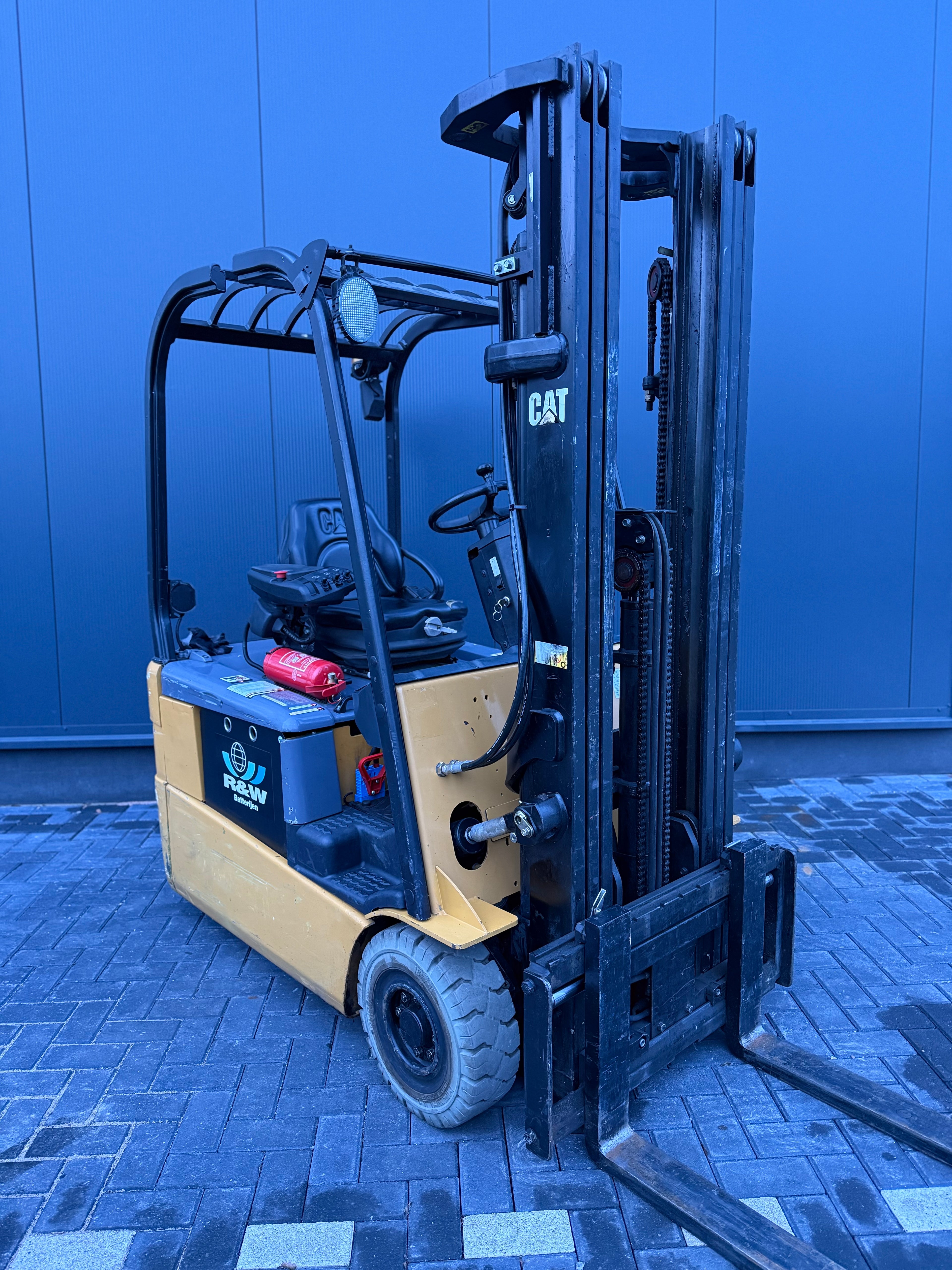 B00006 - CATERPILLAR EP16NT 1600KG TRIPLEX 5.0M 1800UUR BJ2010