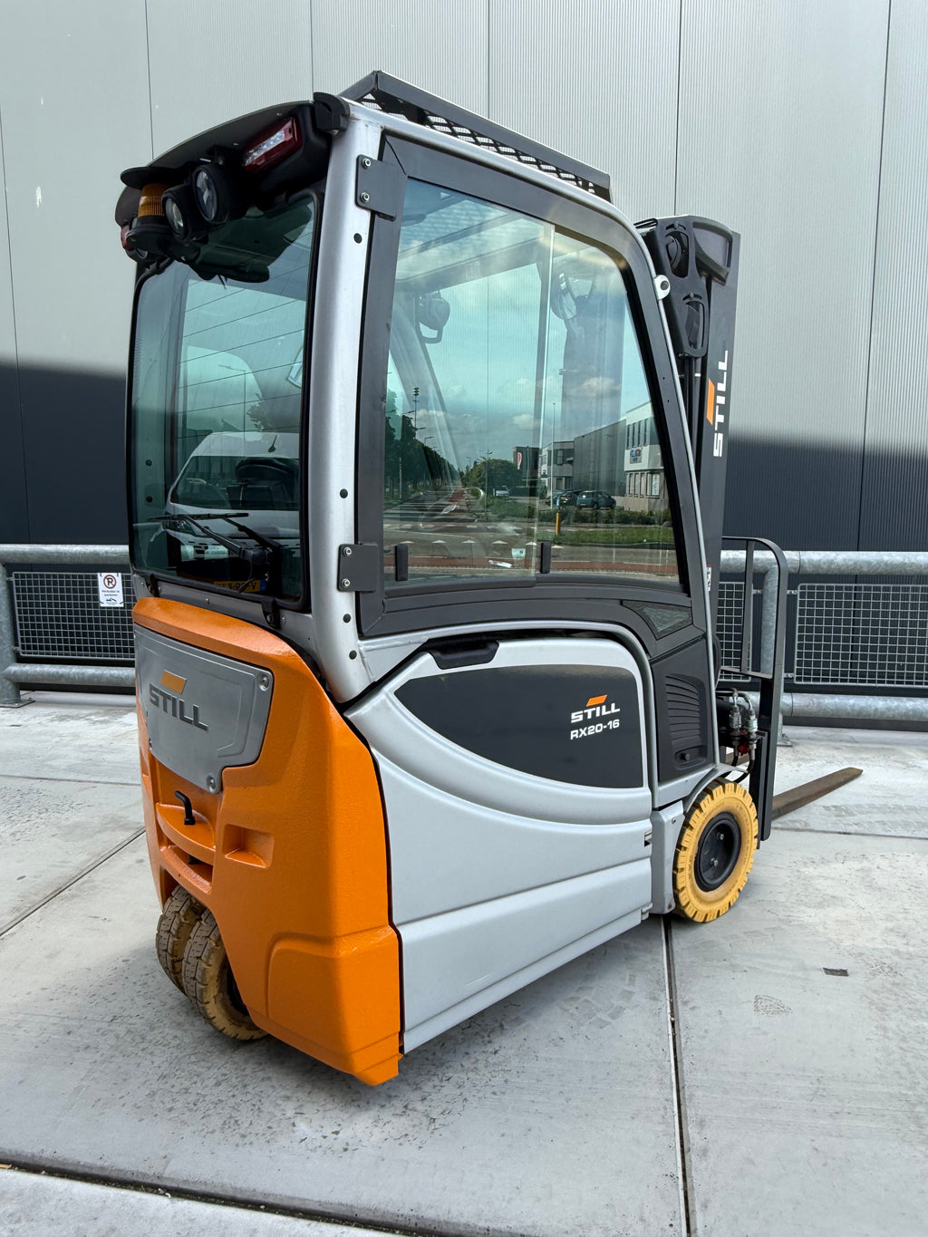 B00023 STILL RX20-16 1600KG TRIPLEX 4,80M + SHIFT 4300UUR BJ2018 + KABINE