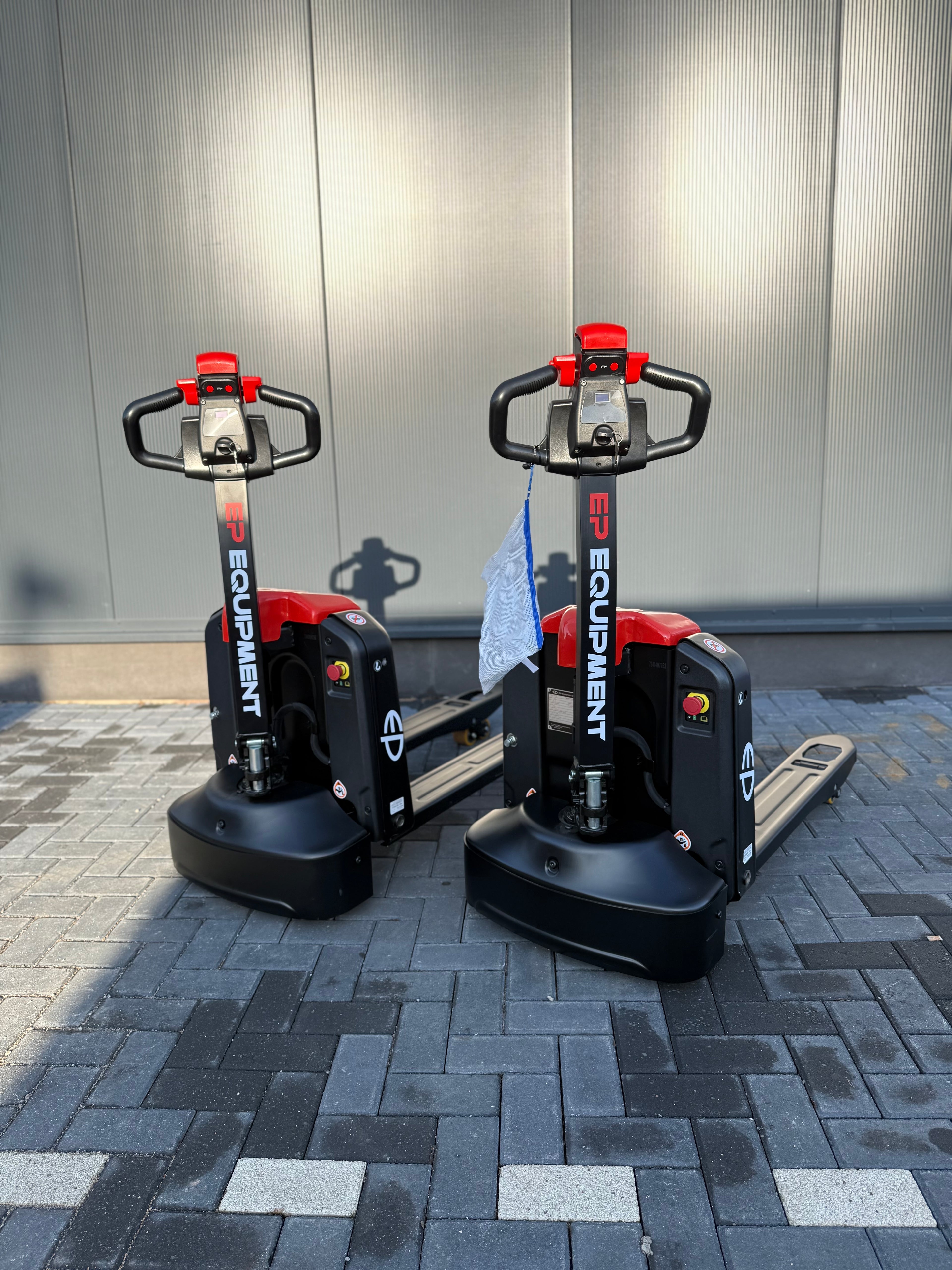 EP EPL154 Elektrische palletwagen 1500kg Compact met zwenkwielen - Nieuw