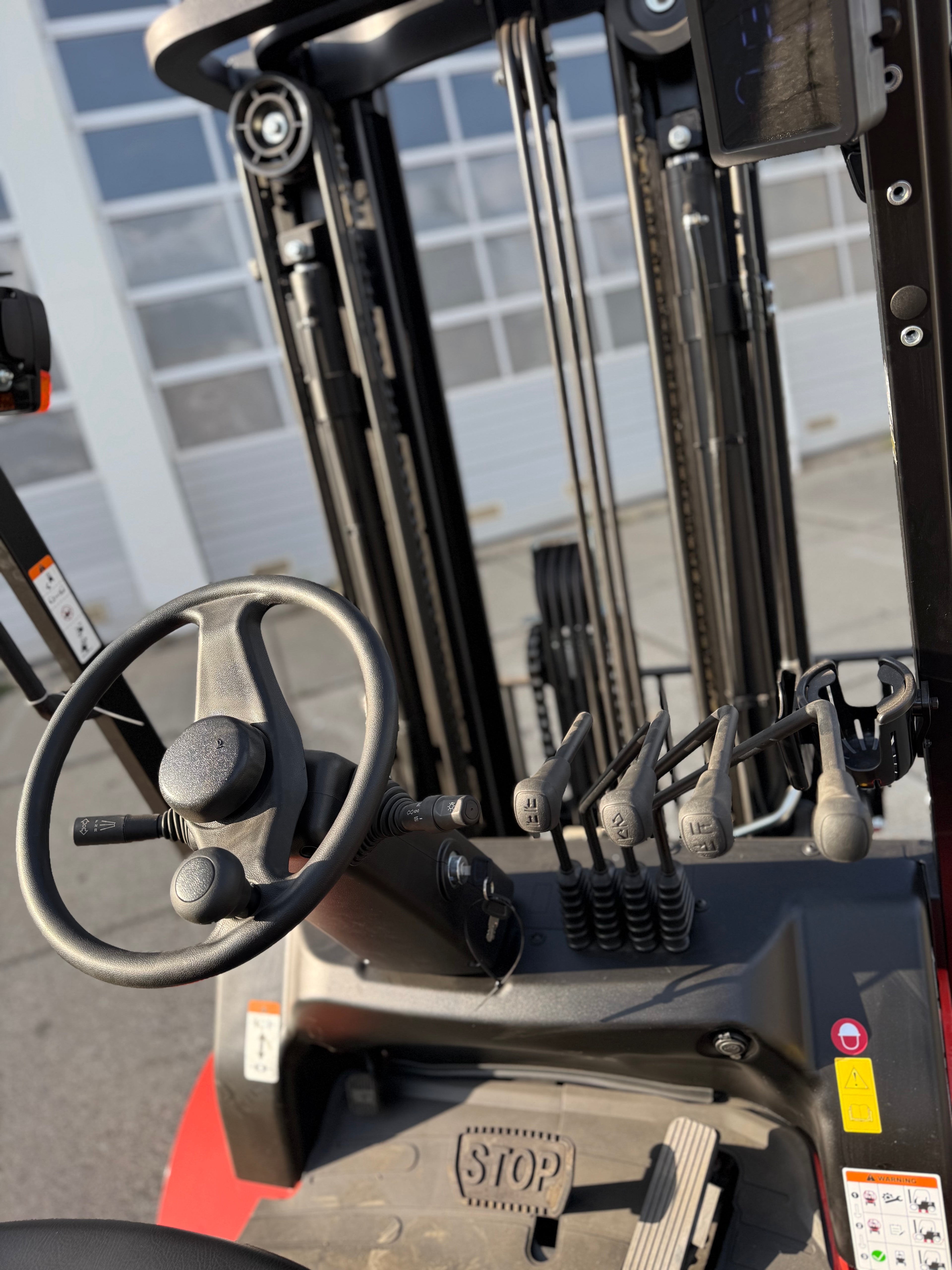 EP EFL253 elektrische heftruck 2.500 kg (2.5 ton) met li-ion-accu