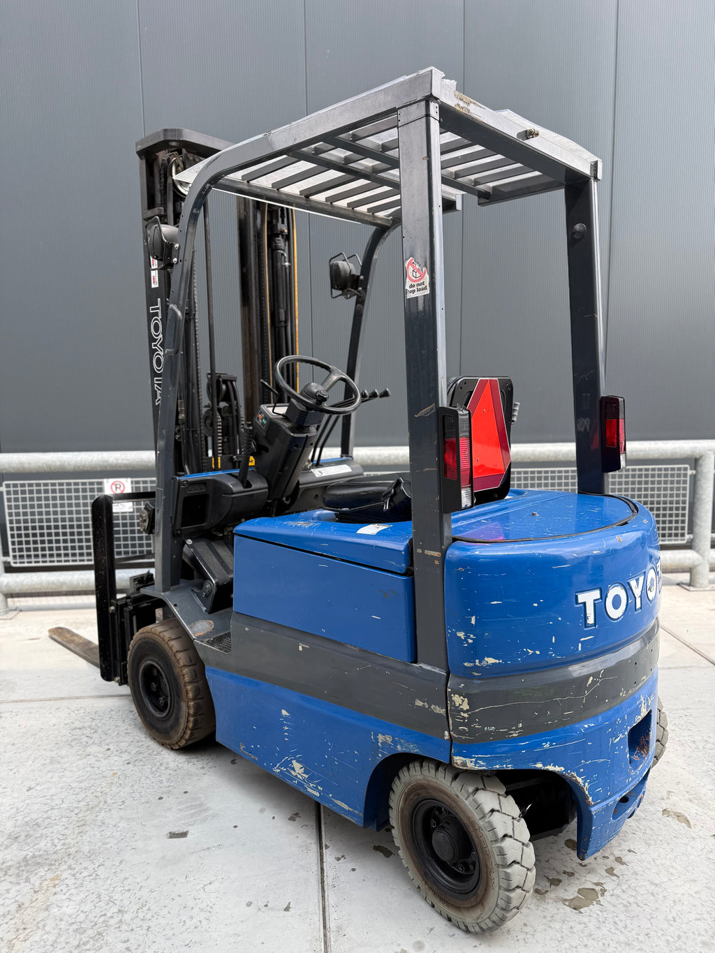 B00030 - TOYOTA FBMF16 1600KG TRIPLEX 4,70M + SIDE SHIFT GOEDE TRUCK