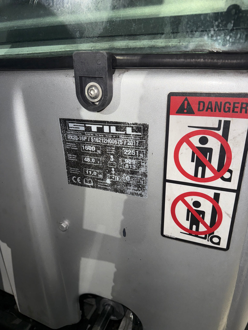 B00008 - STILL RX20-16P 1600KG TRIPLEX 4.30M BJ2017 NETTE MACHINE