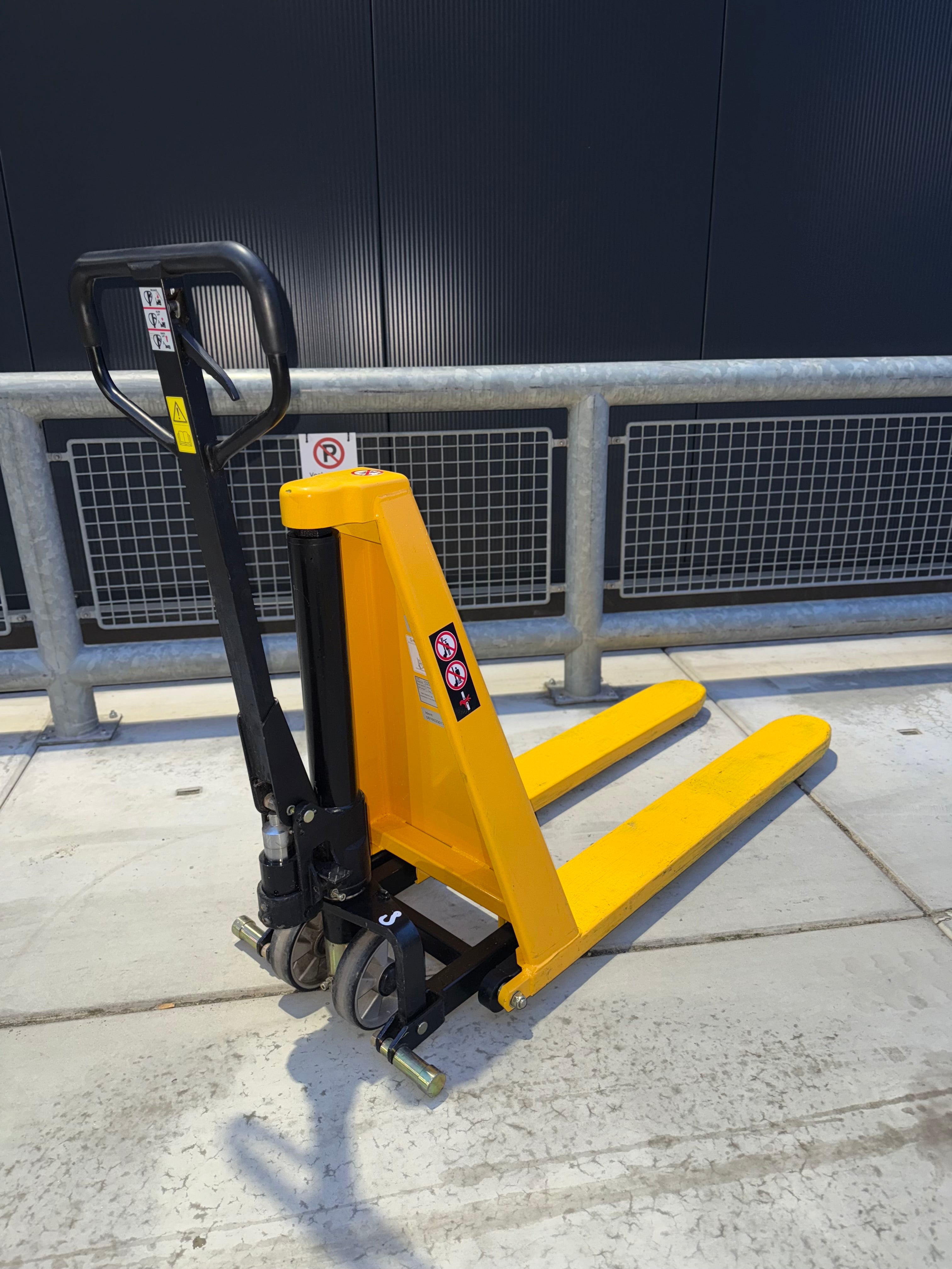 TOTAL LIFTER HAND-SCHAAR PALLETWAGEN 80CM 1000KG